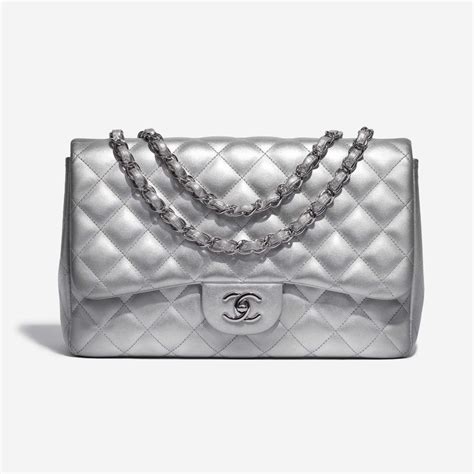 klassische chanel tasche silber|CHANEL Pre.